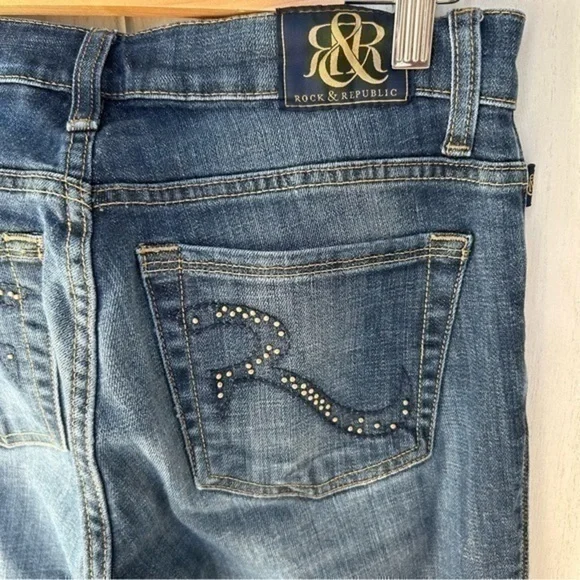 β¨Rock & Republic blue jeans π 6 - Picture 5 of 11